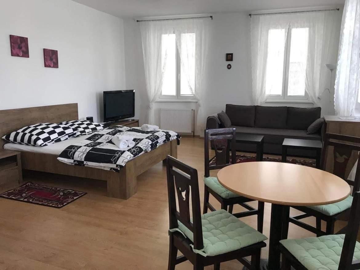 Vajb Apartment Jicin